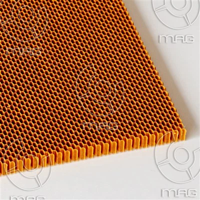 Preko proširene saće jezgre